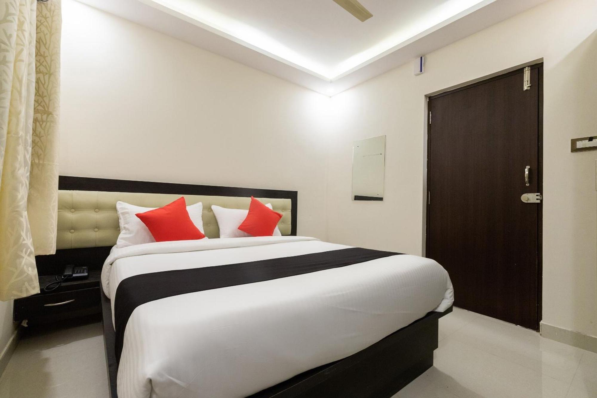 Super Capital O Choice Regal Suites Near Ragigudda Sri Prasanna Anjanayeswamy Temple Бангалор Екстериор снимка